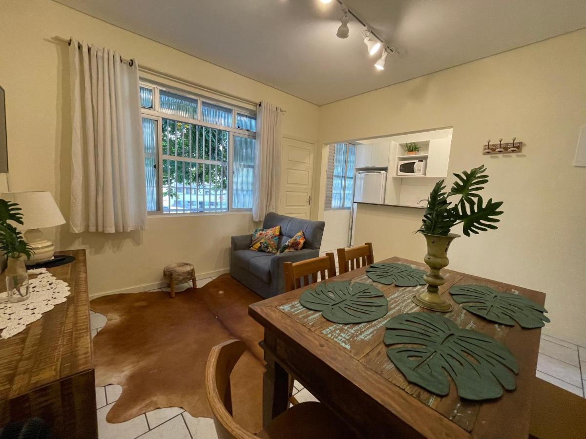 Apartamento 2 quartos com Estacionamento a 100 m do Mar no coração de Balneário Camboriu Exterior foto